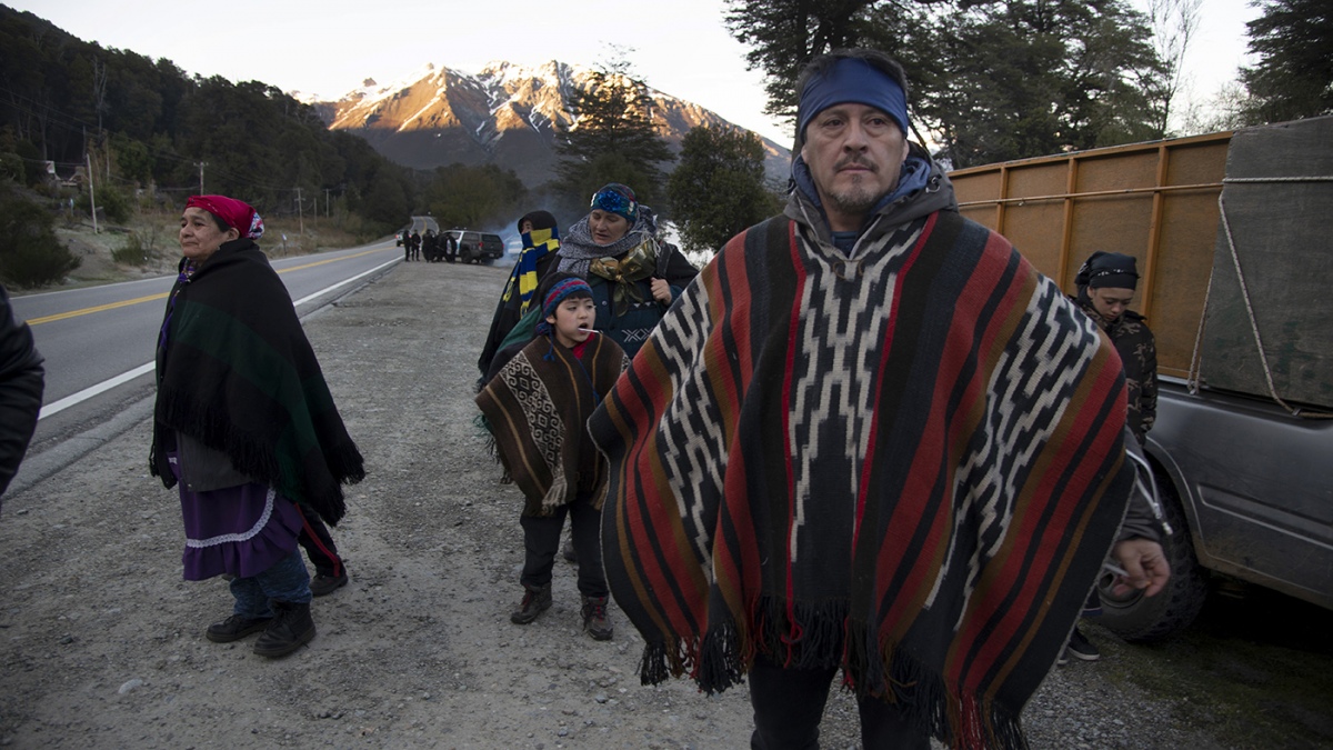 Mapuches reclaman por las excavaciones mineras en Ro Negro Foto Alejandra Bartoliche