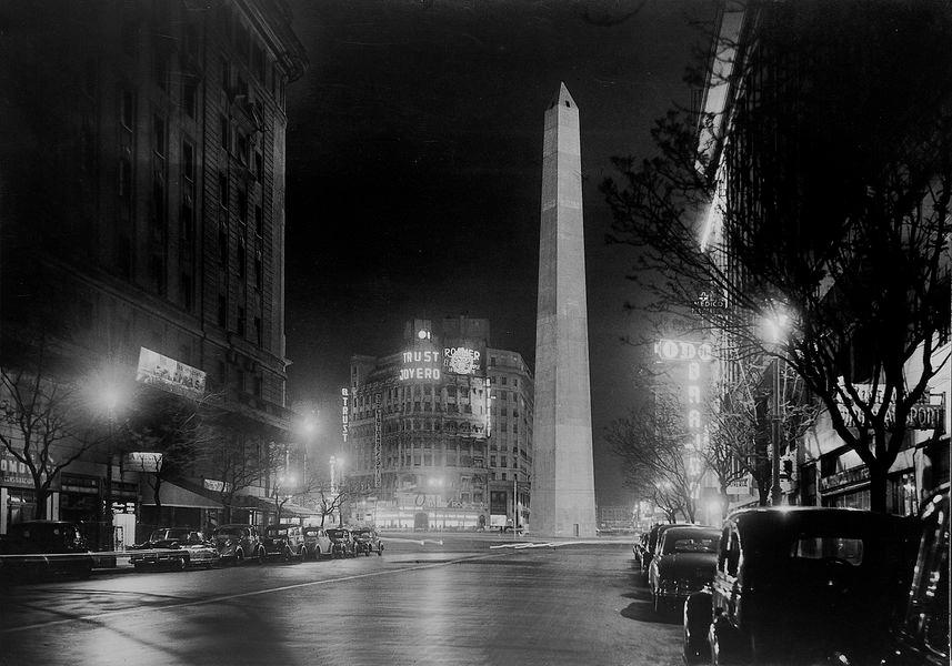 El Obelisco retratado por Juan Di Sandro