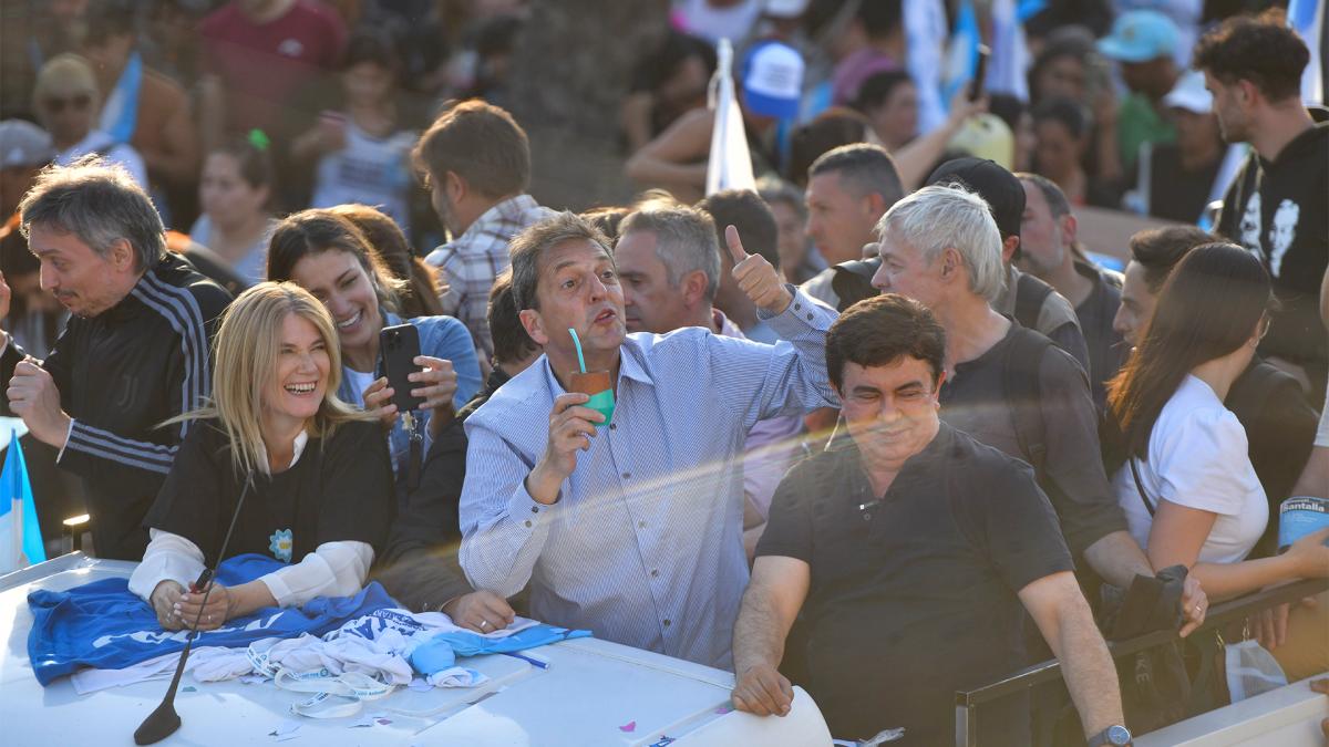 Vernica Magario junto a Sergio Massa Foto Enrique Garca Medina