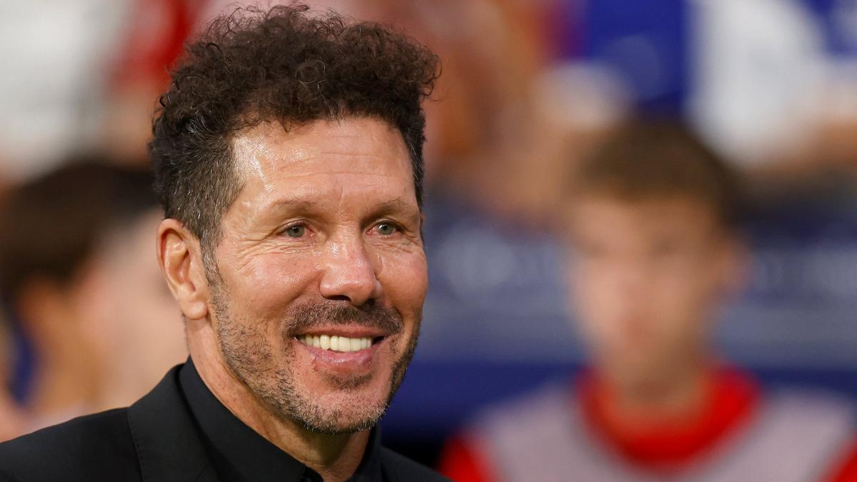 Diego Simeone feliz tras el triunfo del Atltico Madrid Foto X Atleti