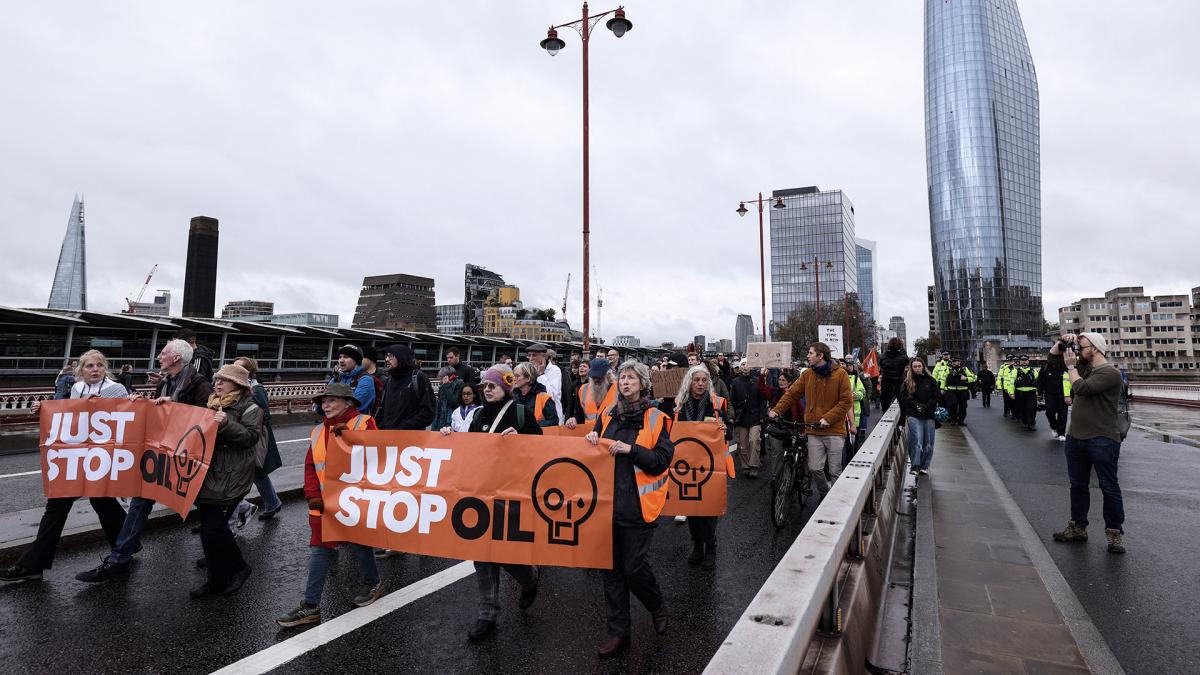 El grupo Just Stop Oil expresa en las calles su oposicin a la poltica del primer ministro Rishi Sunak Foto AFP