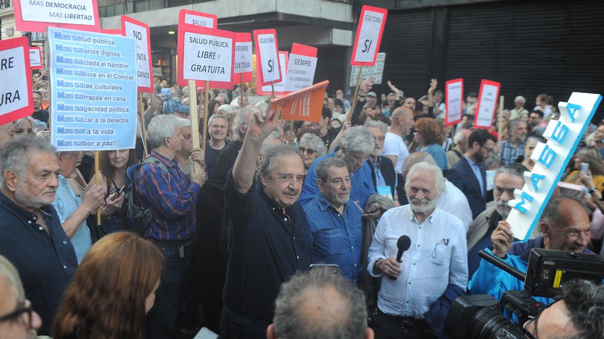 Mi padre estara ac defendiendo los valores fundamentales de la democracia Foto Fernando Gens