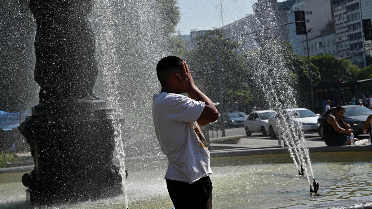 Alerta por el calor extremo que esperan para el verano en Argentina Foto Camila Godoy