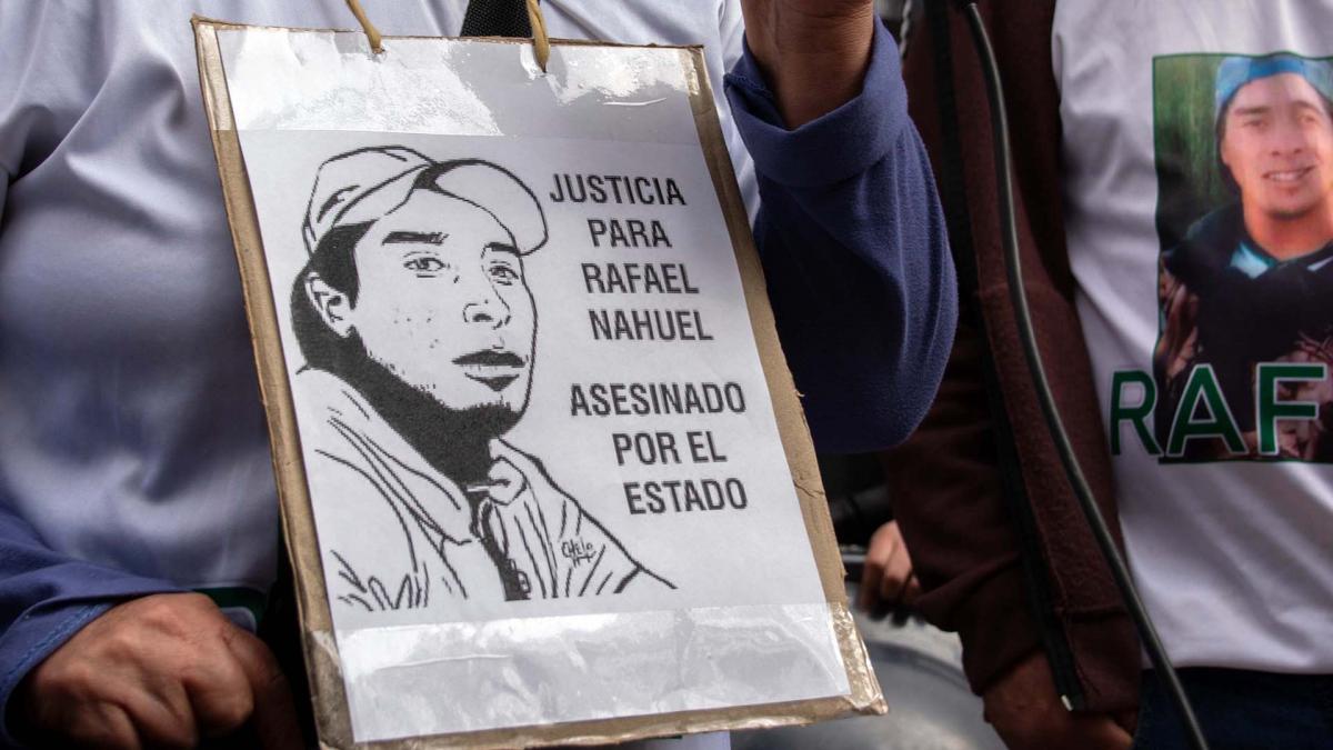 Una d elas marchas para pedir justicia por Rafael Nahuel Foto Alejandra Bartoliche 