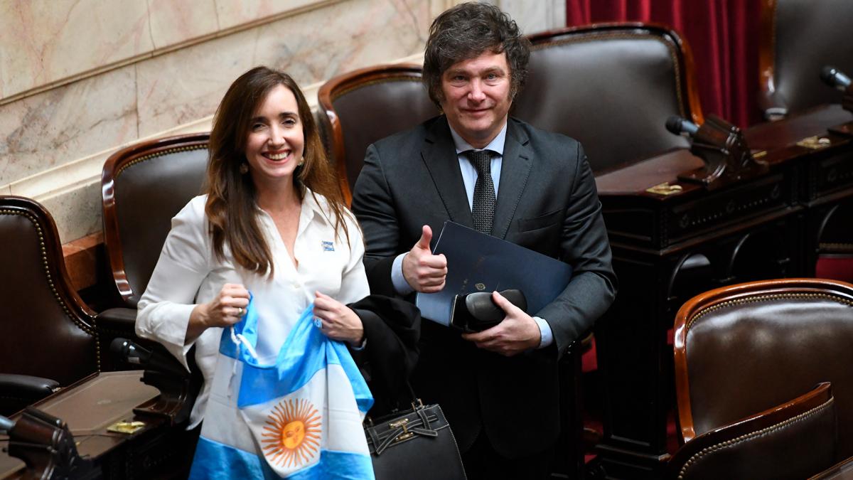 Javier Milei y su vicepresidenta Victoria Villarruel prestarn juramento este domingo Foto Ral Ferrari