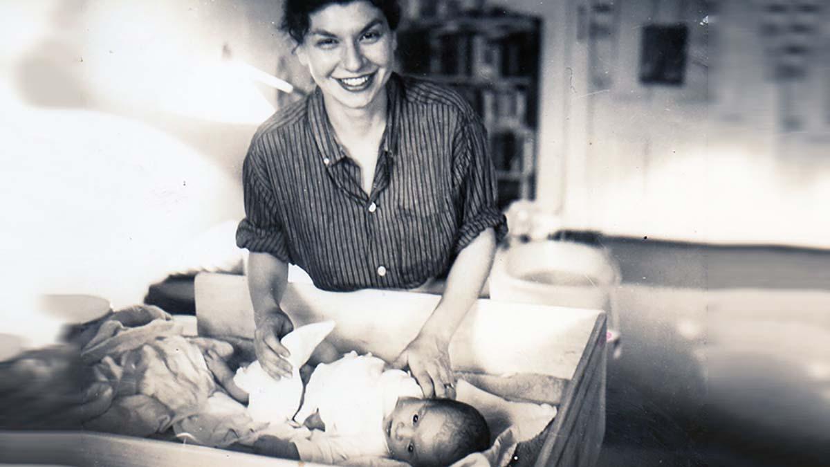 Bette Howland naci en 1937 Hija de inmigrantes judos se cas muy joven y tuvo dos hijos varones Foto Prensa