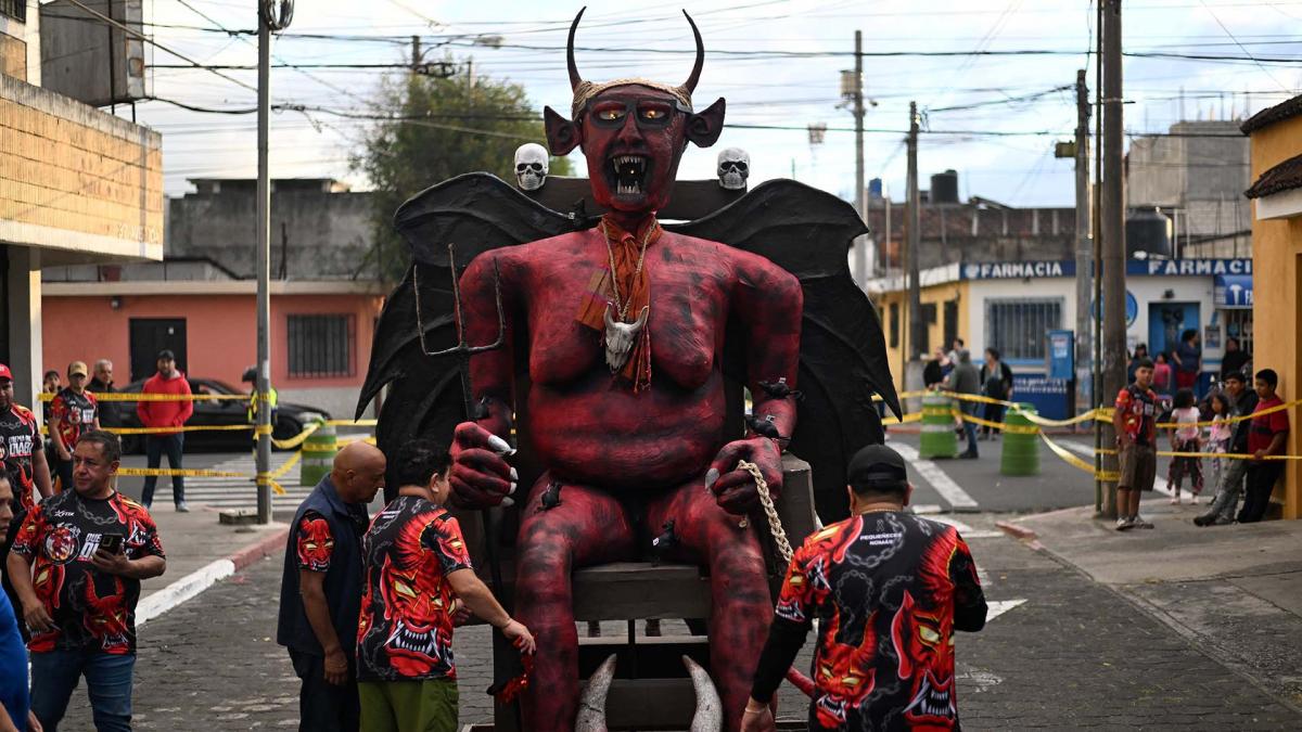 Hay un diablo en Guatemala 