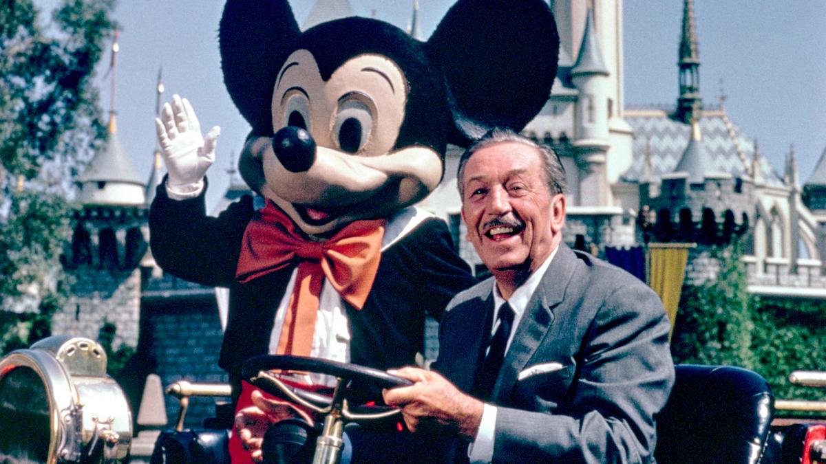 Mickey Mouse se convirti en un smbolo del imperio creado por Walt Disney Foto archivo