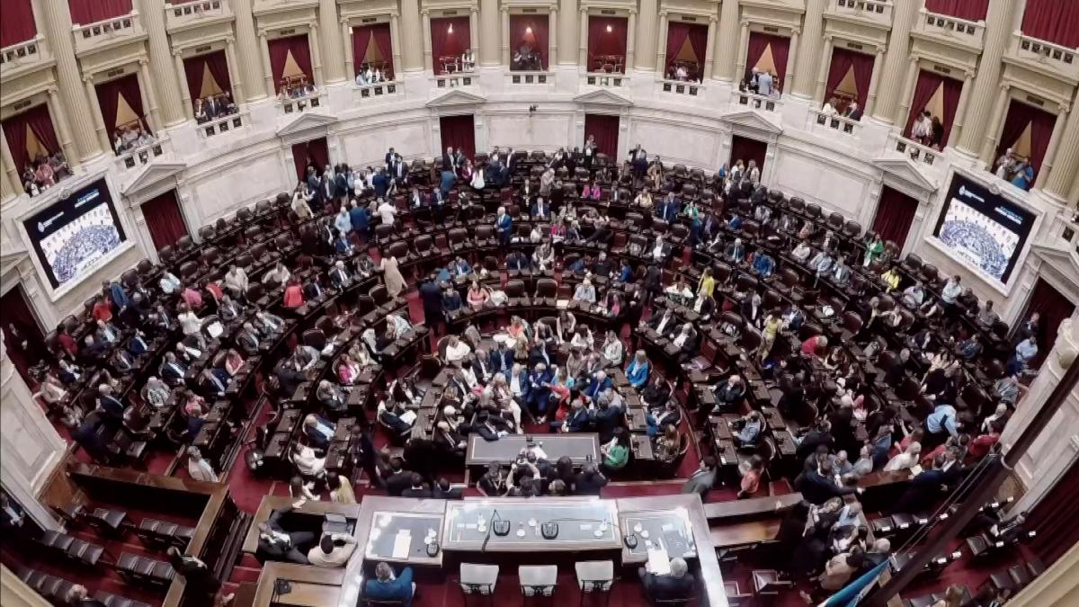 La histrica jornada de este domingo comenzar al medioda cuando la Asamblea Legislativa reciba a la frmula electa