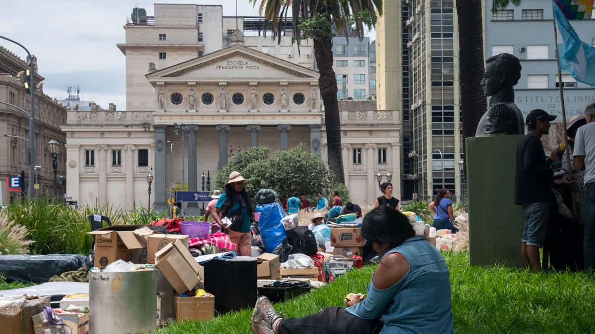 El Tercer Maln de la Paz permaneci durant cuatro meses en la Plaza Lavalle Foto Eliana Obregn