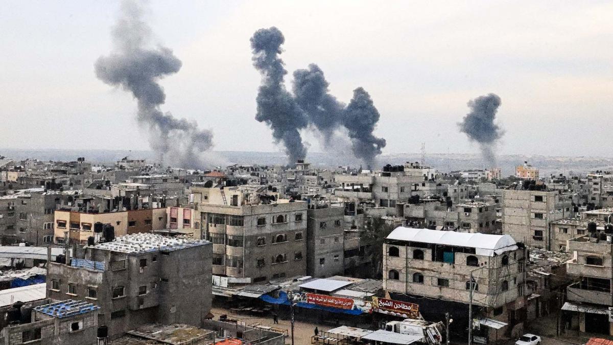 Continan los bombardeos israeles y los combates en la Franja de Gaza Foto AFP