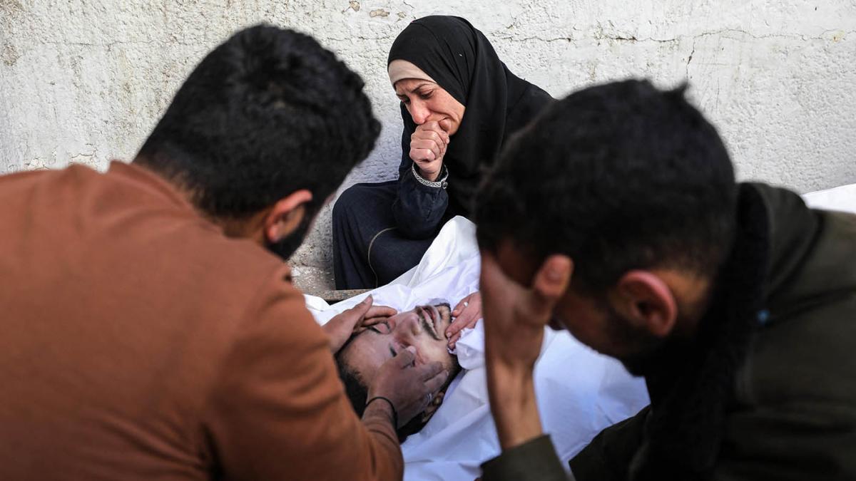 Segn el titular de la OMS los equipos de salud arriesgan su vida por trabajar en la zona Foto AFP 