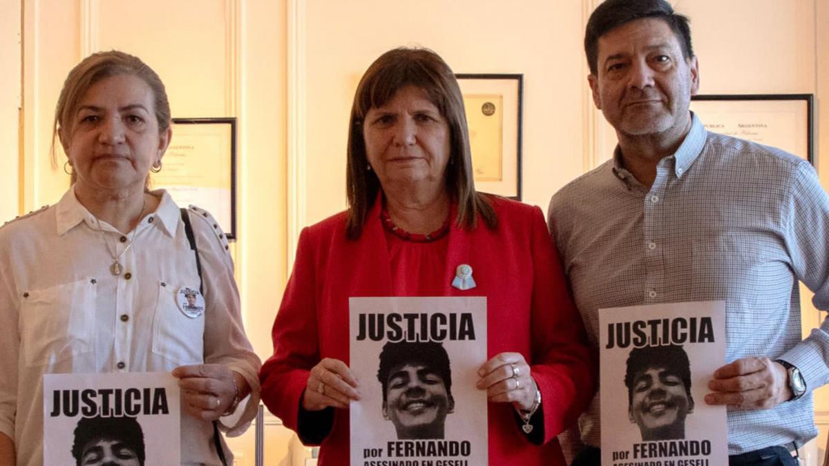 Bullrich junto a Graciela Sosa y Silvino Bez Foto XPatoBullrich 