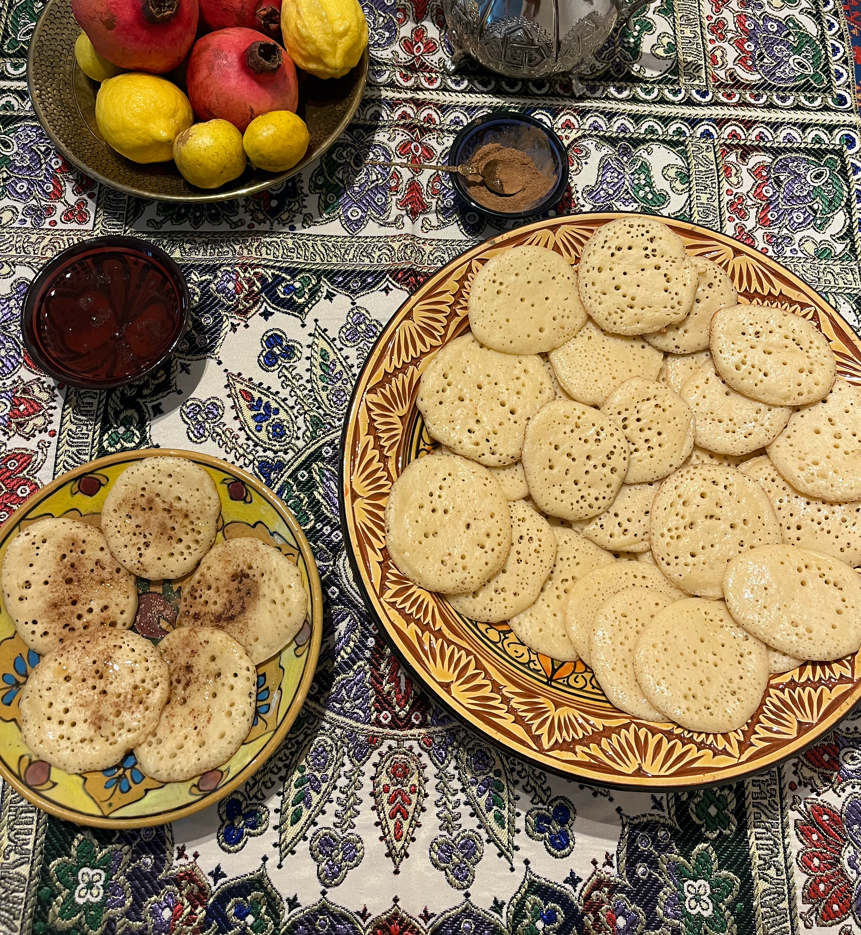 Hoy en día todavía se preparan tortitas dulces similares a estas medievales en Marruecos y Túnez.