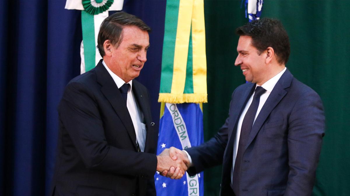 Jair Bolsonaro junto a Alexandre Ramagem Foto archivo Agencia Brasil