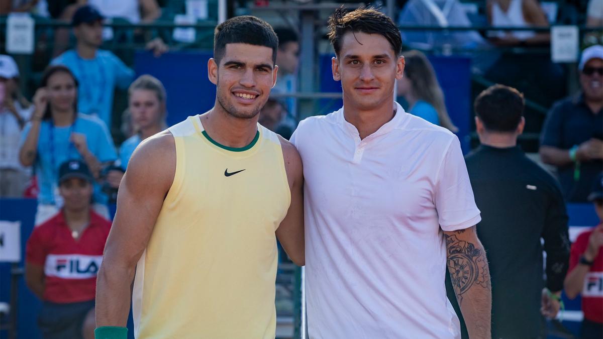 Alcaraz y Carabelli antes del arranque del partido Foto X ArgentinaOpen