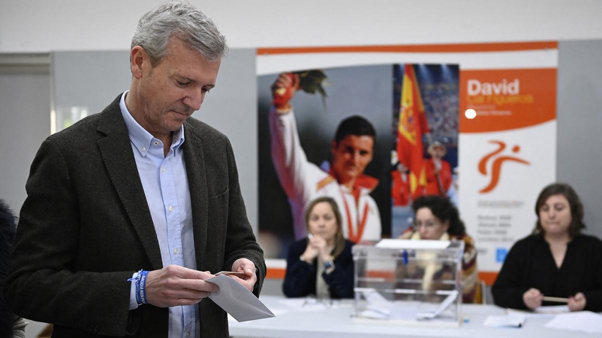 El candidato del PP a la Presidencia de la Xunta de Galicia Alfonso Rueda Foto AFP