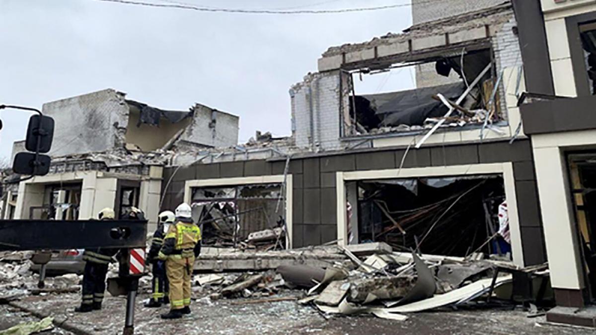 Las tropas ucranianas bombardearon una panadera en la ciudad de Lisichansk en Lugansk Foto captura de TV