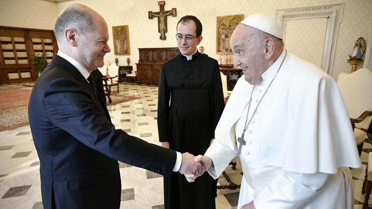 Es el primer encuentro prolongado del canciller con el pontfice de 87 aos Foto Bundeskanzler