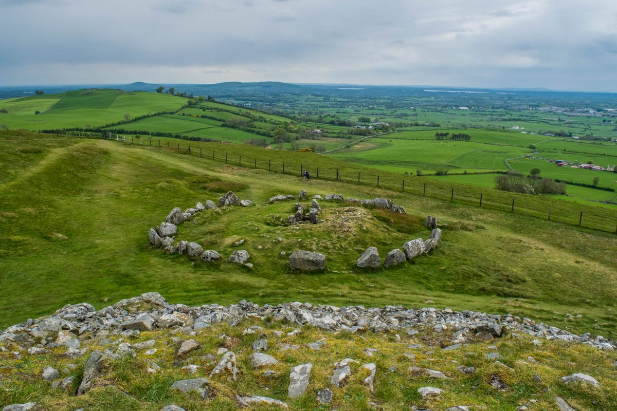 El antiguo complejo de tumbas de Loughcrew en el condado de Meath, Irlanda, incluye docenas de estructuras neolíticas.