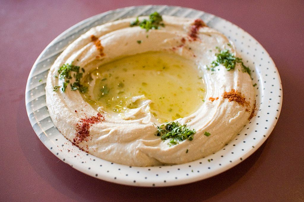 Históricamente, el hummus podía contener muchas especias.