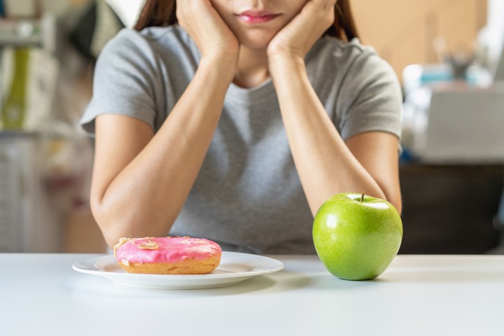 "Comer lo que te gusta, en la porción justa, te ayuda a adelgazar". Foto Shutterstock.