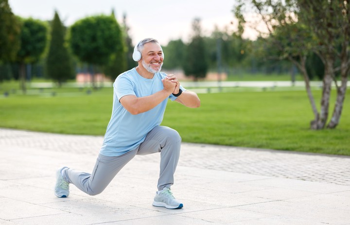 Hacer al menos 5 minutos de ejercicio vigoroso para activar el corazón. Foto Shutterstock.