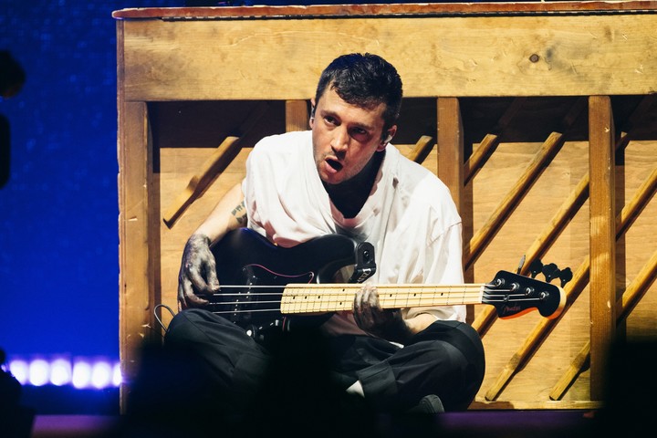 Tyler Joseph, de Twenty One Pilots, en vivo en Movistar Arena. Foto de prensa gentileza Irish Suárez.