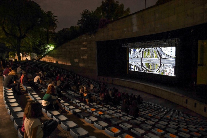 Cada espectáculo de la programación de "Cultura de Verano" ciclo 2025 comienza a las 20 horas, ideal para disfrutar las noches de verano en la ciudad. Foto: Telam / Archivo.