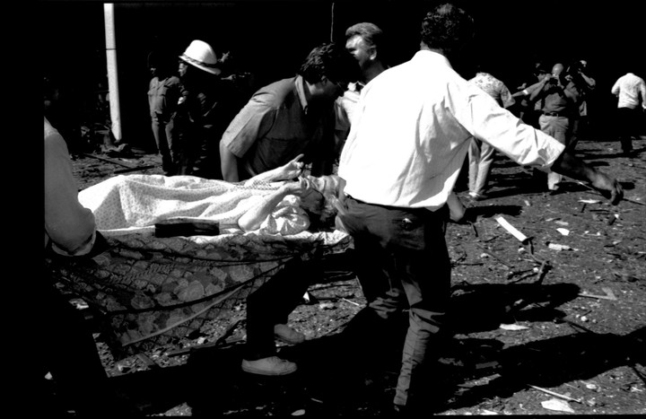 La ciudad de Buenos Aires se estremeció ese 17 de marzo de 1992. La muerte menos pensada había llegado. 