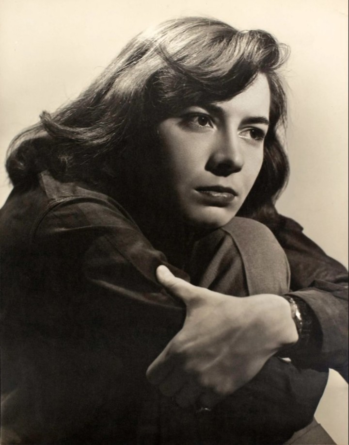 Patricia Highsmith en sus años de juventud, cuando escribió "Extraños en un tren" (FTP),