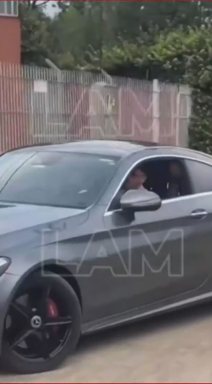 El auto en el que fueron vistos Fer Palacio y Graciela Alfano. Foto: Captura TV