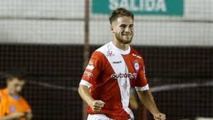 Alexis Mac Allister debió mejorar sus métricas para pasar a la Premier League.