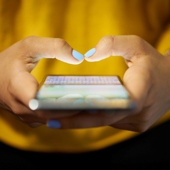 Qué significa dejar el celular en silencio, según la psicología