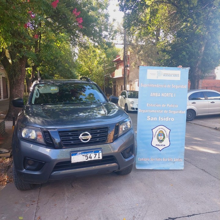 La Nissan Frontier en la que llegó Segovia junto a Cañete. La misma camioneta había estado en Corrientes en el caso Loan.