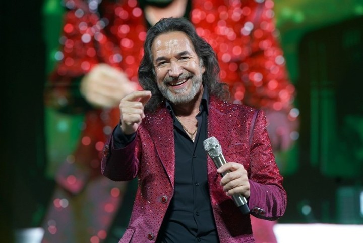 Marco Antonio Solís, también conocido por sus fans como El Buki. Es uno de los artistas más populares de Latinaomérica. Foto de prensa 