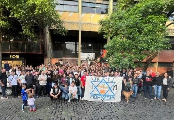 Acto en Villa Crespo para pedir la liberación de Iair y Eitan Horn.