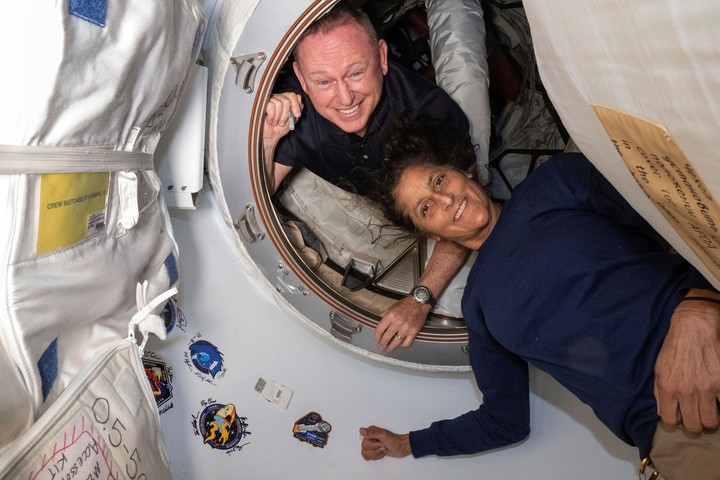 Sunita Williams y Barry Wilmore además tienen amplia experiencia en pilotaje de aviones y helicópteros (Foto: NASA)