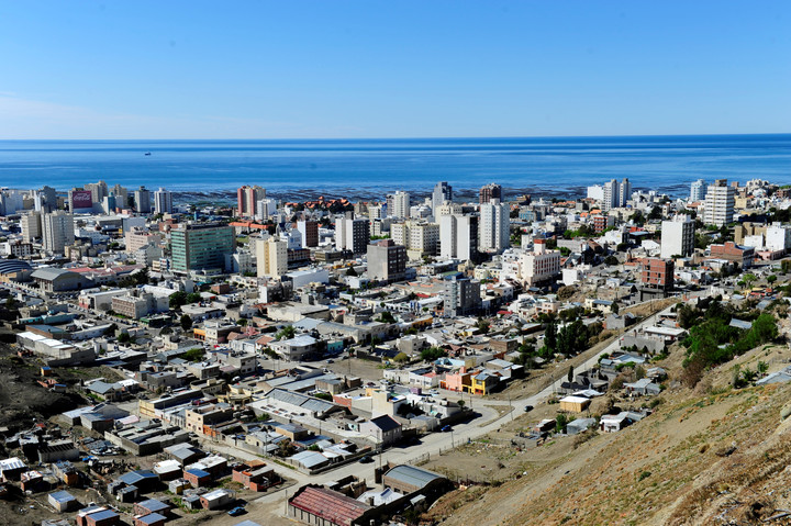 Comodoro Rivadavia, ciudad de Chubut de 214.724 habitantes y muy fuerte en vida petrolera y pesquera./  Foto: Juano Tesone. 