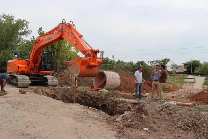 Hace unos días, el intendente de San Miguel, Jaime Méndez, supervisó las tareas.