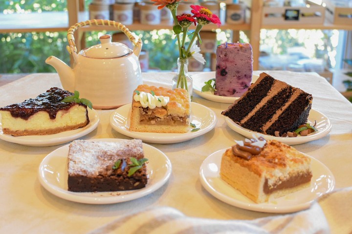 Dulces, tortas y un entorno natural. Foto Los Caminos del Té