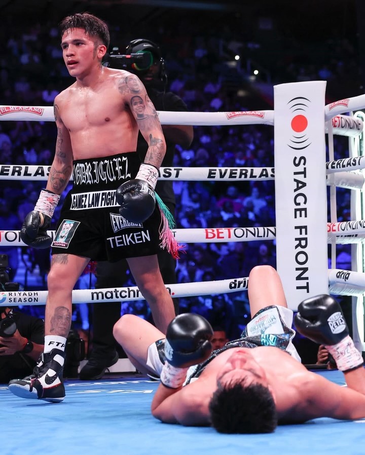 El talentoso Jesse Rodríguez es el campeón supermosca del Consejo Mundial de Boxeo. Foto: Matchroom Boxing.