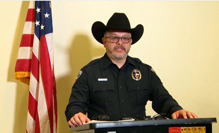 Pedro González, portavoz del departamento de policía local de Balch Springs, Texas, Estados Unidos. Captura TV