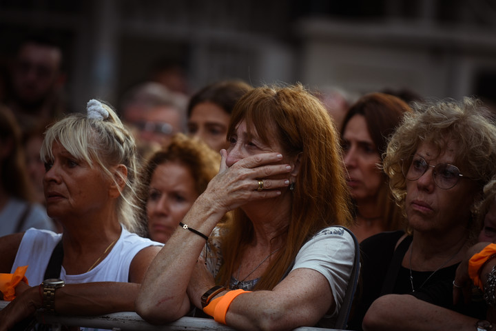 Dolor y duras críticas de la AMIA en el acto para exigir la liberación de los rehenes de Hamas,  Foto Mariana Nedelcu 