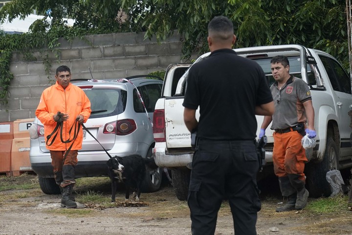 Hay seis autos secuestrados en total por la desaparición de Lian. Foto Fernando de la Orden / Enviado especial