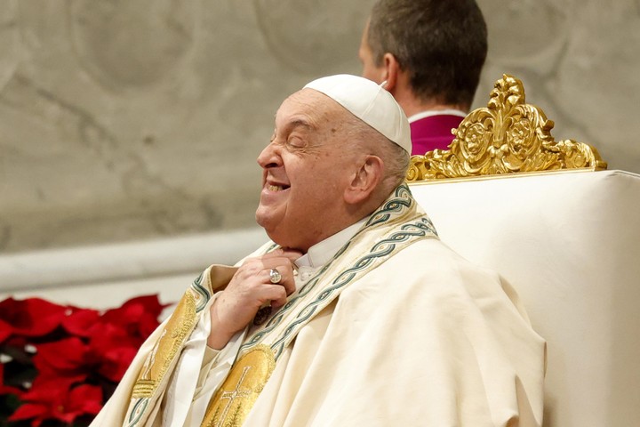 El Papa Francisco ha tenido recurrentes patologías respiratorias, además de algunas caídas. Foto: EFE 