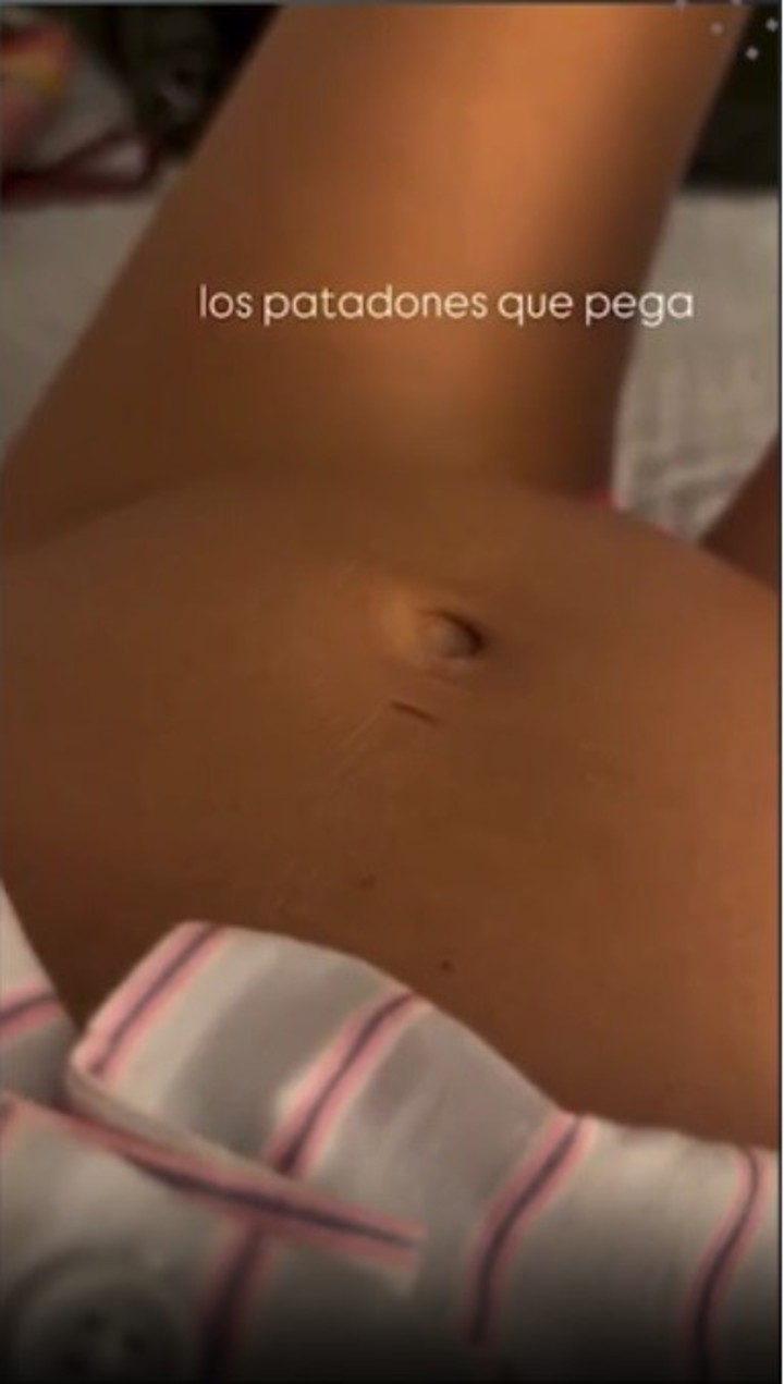 El video de las patadas que pega el bebé de Jimena Barón. Foto: Instagram