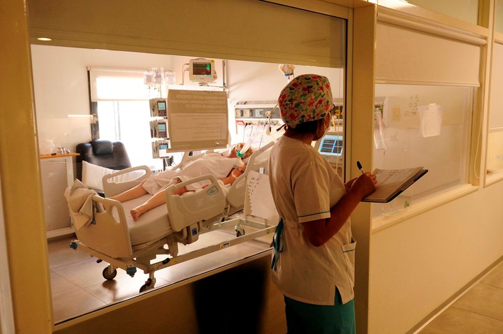 La previsión es que los hospitales de agudos se convertirán más en otra cosa, preparados para cuidados prolongados. Foto: Luciano Thieberger.