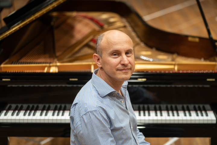 Nelson Goerner. El destacado pianista argentino tocará Chopin, el 26 de mayo en el Colón. Foto: Fernando de la Orden