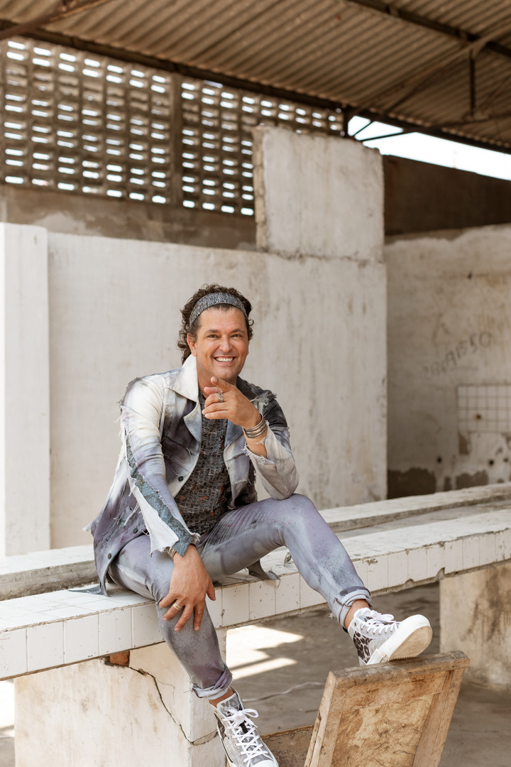 Carlos Vives fusionó la cumbia y el vallenato con los sonidos del rock en los '90. Se lo denominó "Colombian Pop".